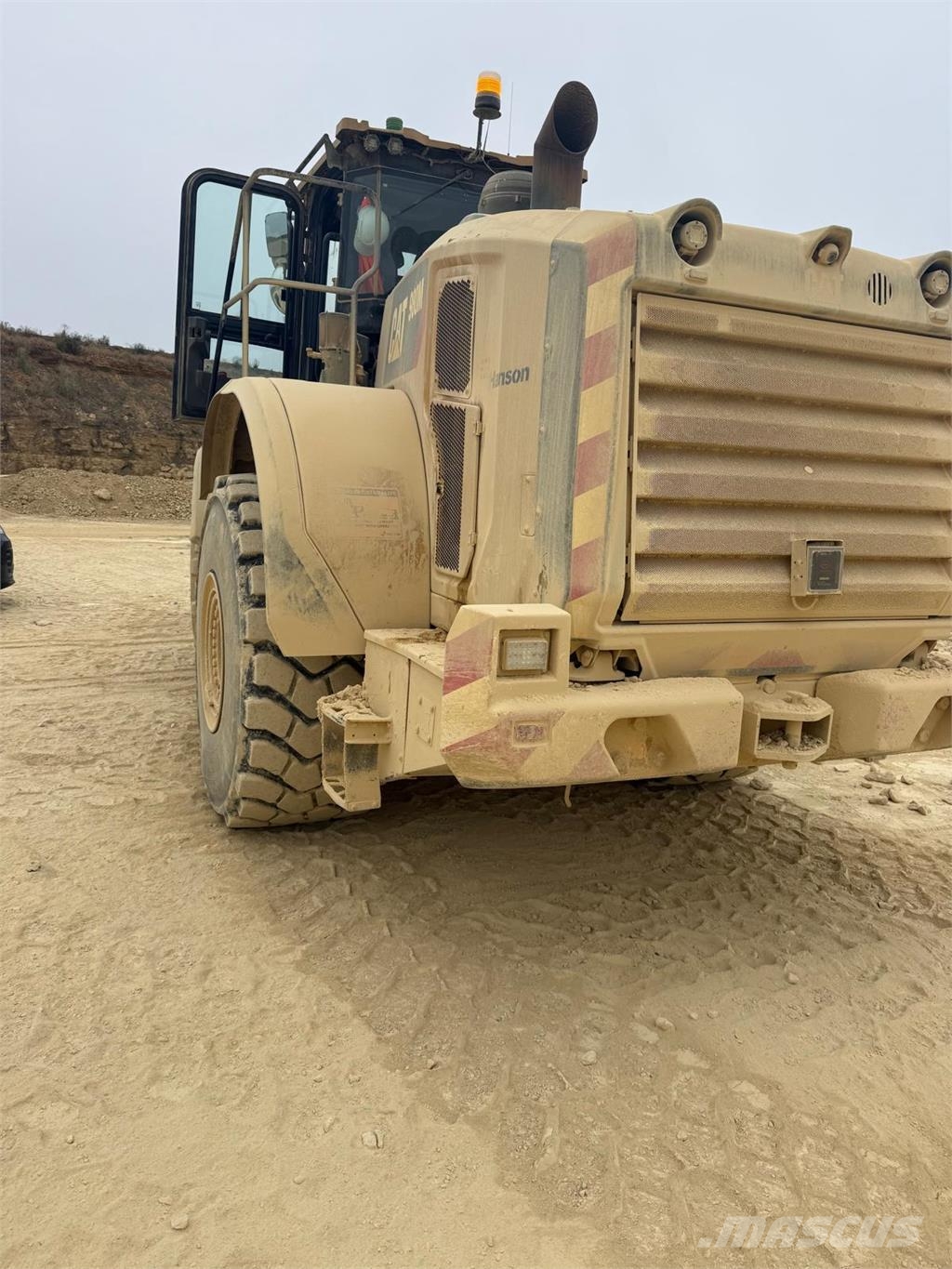 CAT 980M Фронтальні навантажувачі
