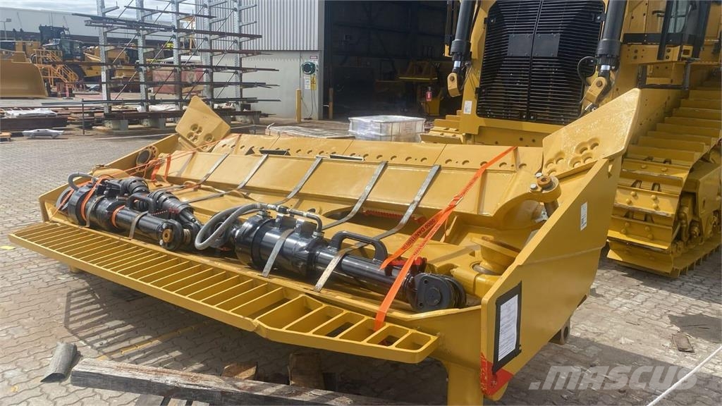 CAT D10 Гусеничні бульдозери