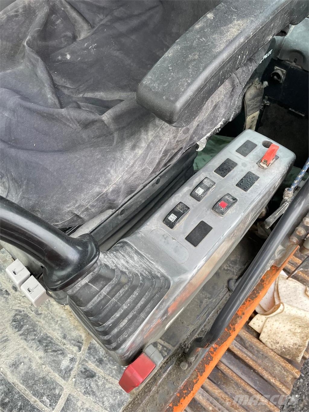 Doosan DX350LC Crawler excavators