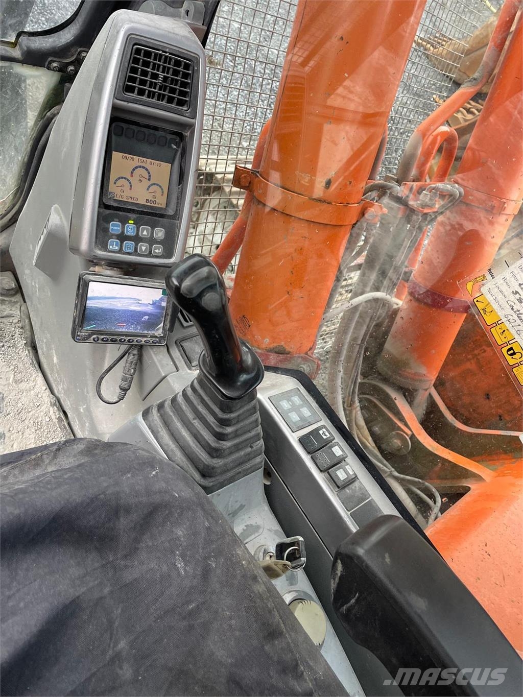 Doosan DX350LC, 2013, United Kingdom - Used crawler excavators