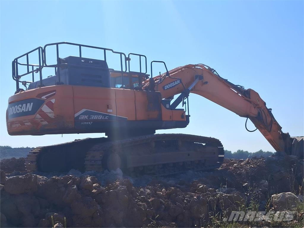 Doosan DX380LC-7K Raupenbagger