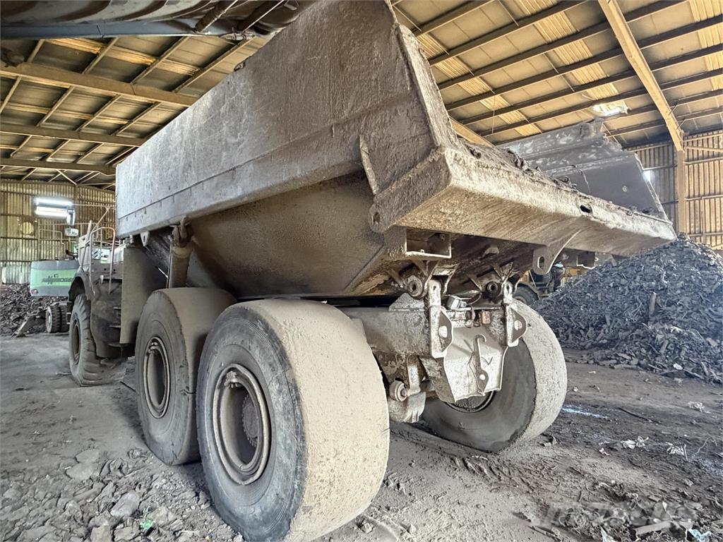 Volvo A35D ساحبات مفصلية