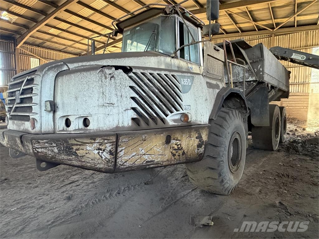 Volvo A35D ساحبات مفصلية