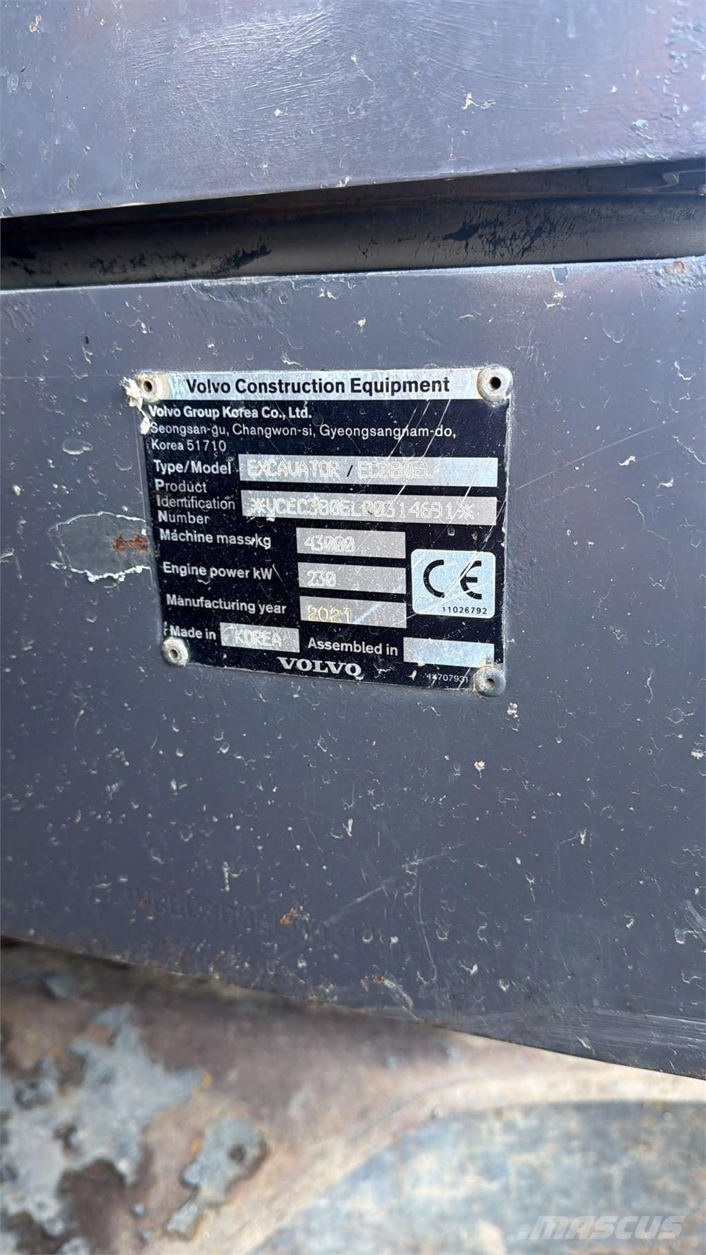 Volvo EC380EL Roomikekskavaatorid