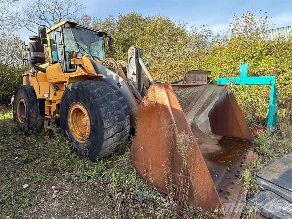 Volvo L180G Gumikerekes homlokrakodók