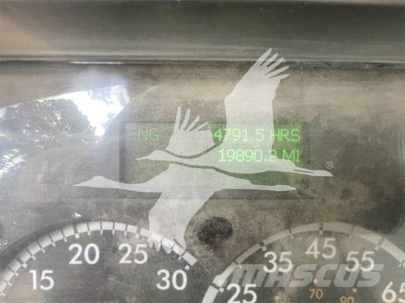 Freightliner BUSINESS CLASS M2 106 صهاريج مياه