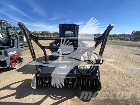 John Deere 333G Krattknusere