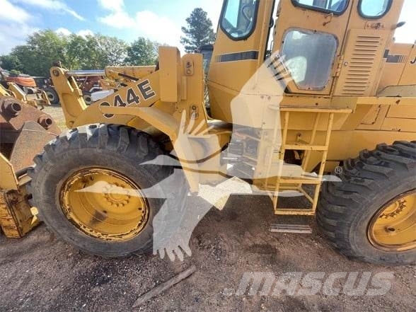 John Deere 344E Incarcator pe pneuri