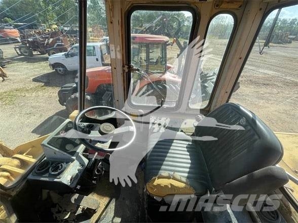 John Deere 344E Incarcator pe pneuri