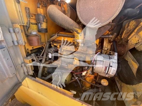 John Deere 344E Incarcator pe pneuri