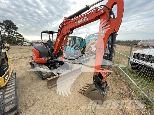 Kubota KX057-4 Roomikekskavaatorid