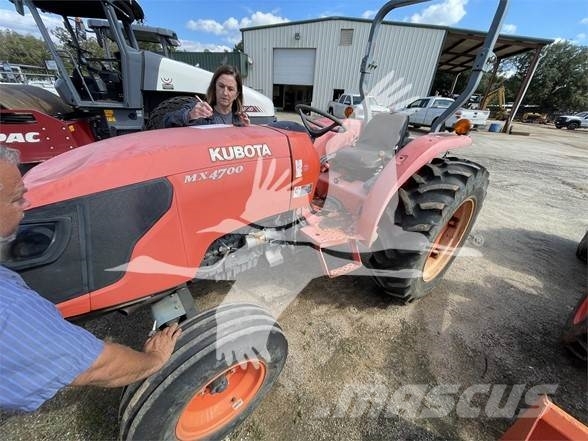 Kubota MX4700F Traktorer