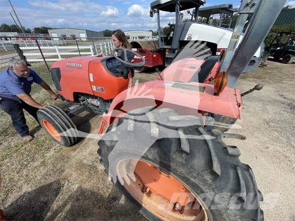Kubota MX4700F Traktorer