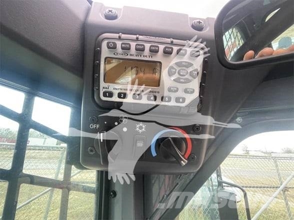 Takeuchi TL6R Skid steer loderler