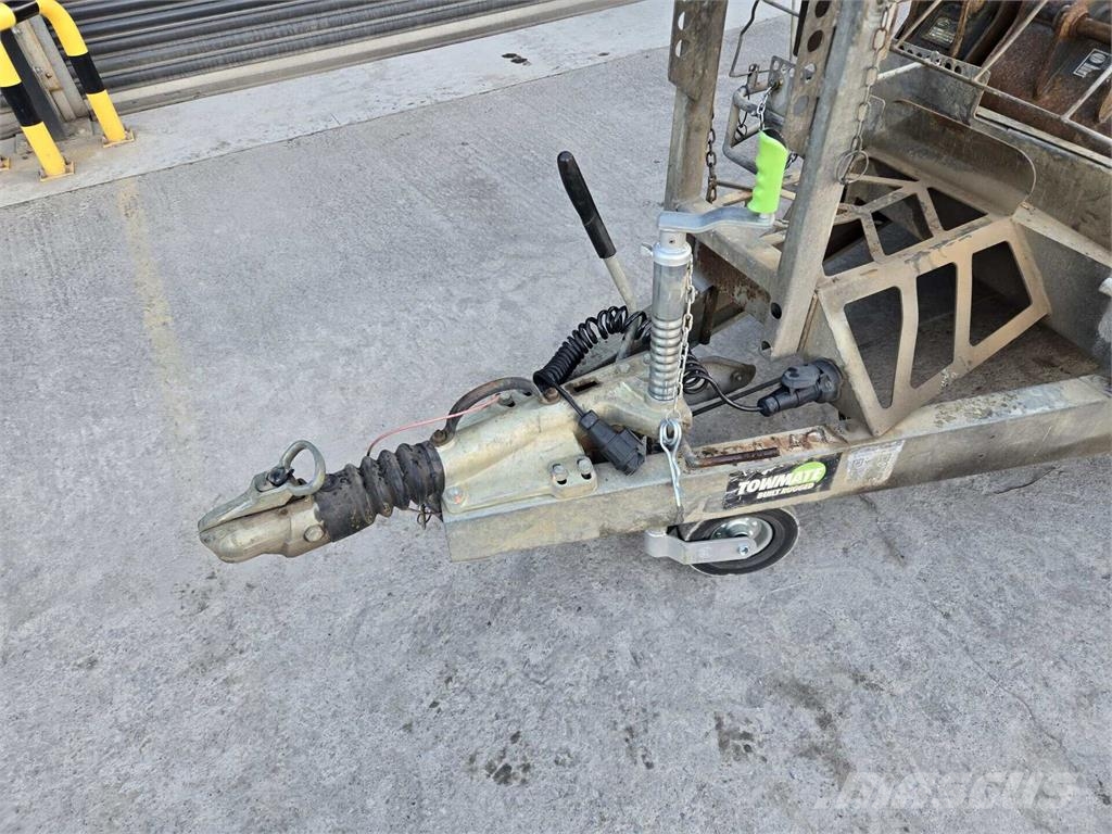CAT 301.5-05A Construction - Others