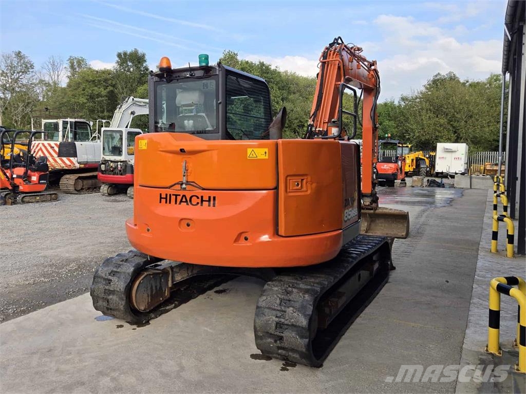 Hitachi ZX85USB-6 Vidutinės galios ekskavatoriai 7-12 t