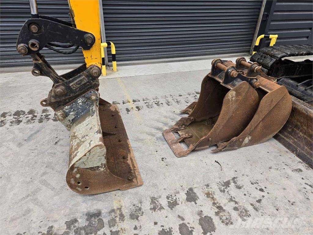 JCB 86C-1 中型油圧ショベル 7ｔ-12ｔ（ユンボ・パワーショベル・バックホー）