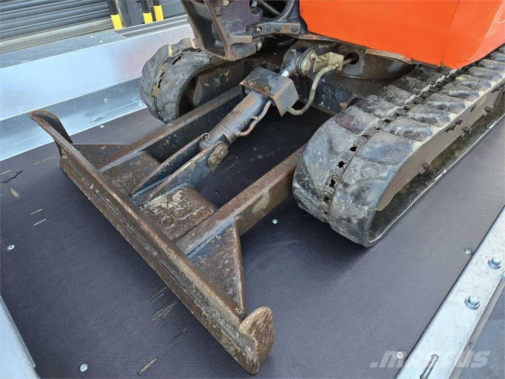 Kubota KX015-4 Εκσκαφάκι (διαβολάκι) < 7t
