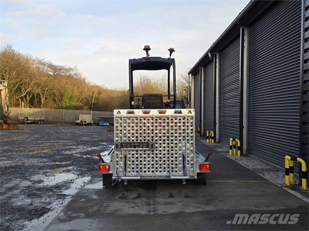 Kubota KX015-4 Εκσκαφάκι (διαβολάκι) < 7t