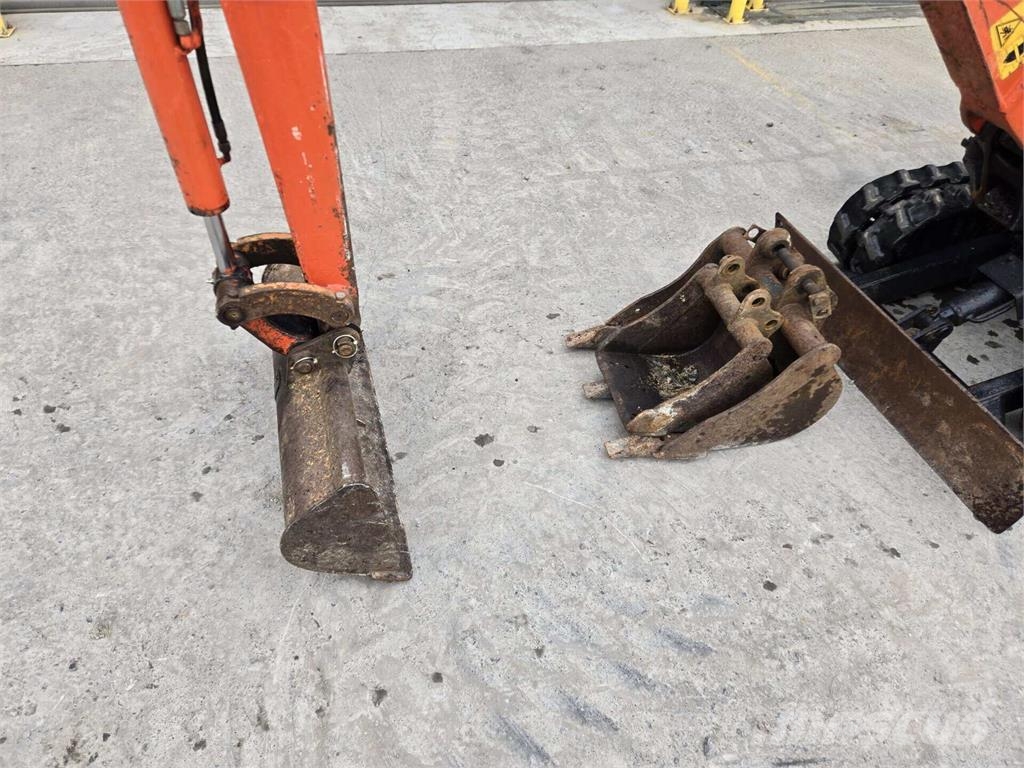 Kubota KX36-3 Muut koneet