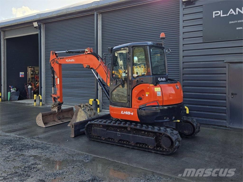 Kubota U48-4 Vidutinės galios ekskavatoriai 7-12 t