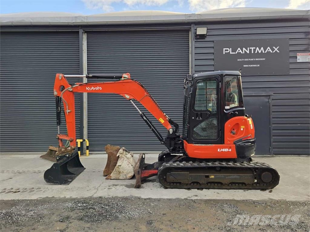 Kubota U48-4 Midi excavators 7t - 12t