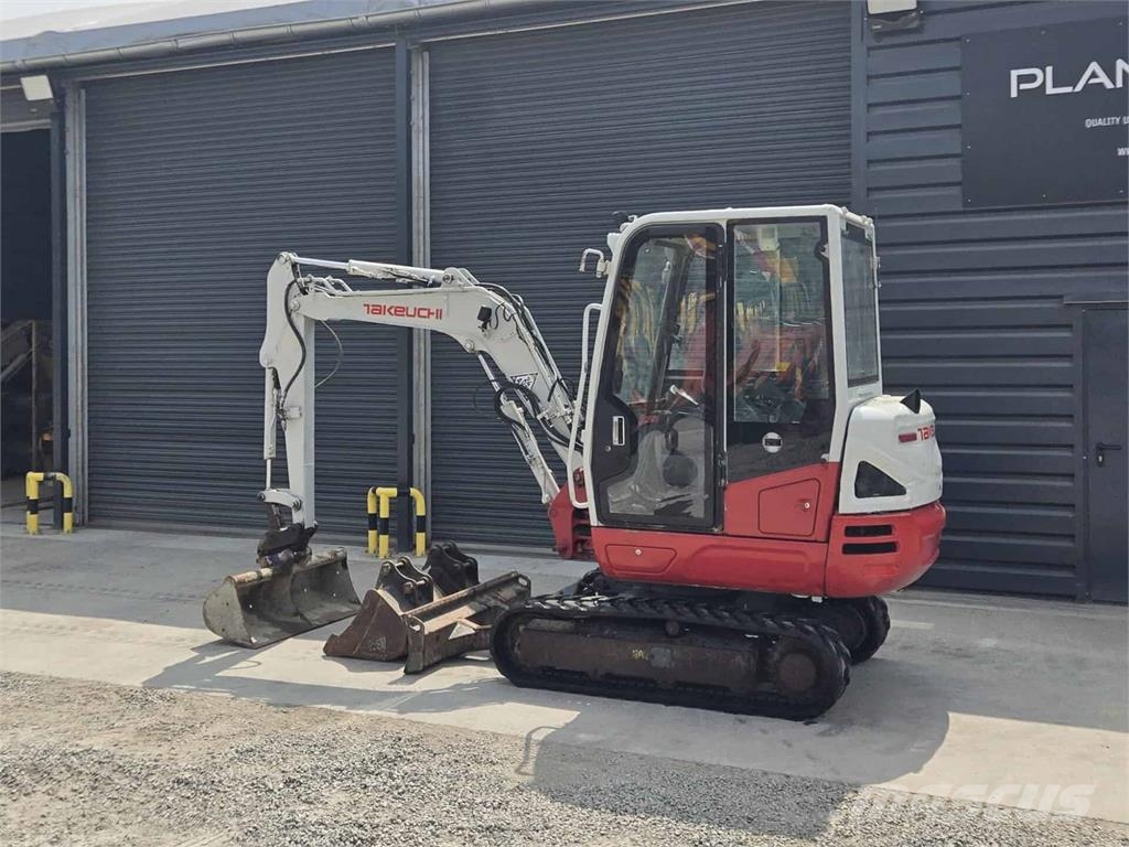 Takeuchi TB230 Minigravemaskiner