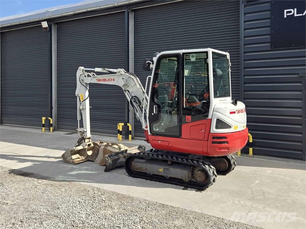 Takeuchi TB230 Miniexcavadoras