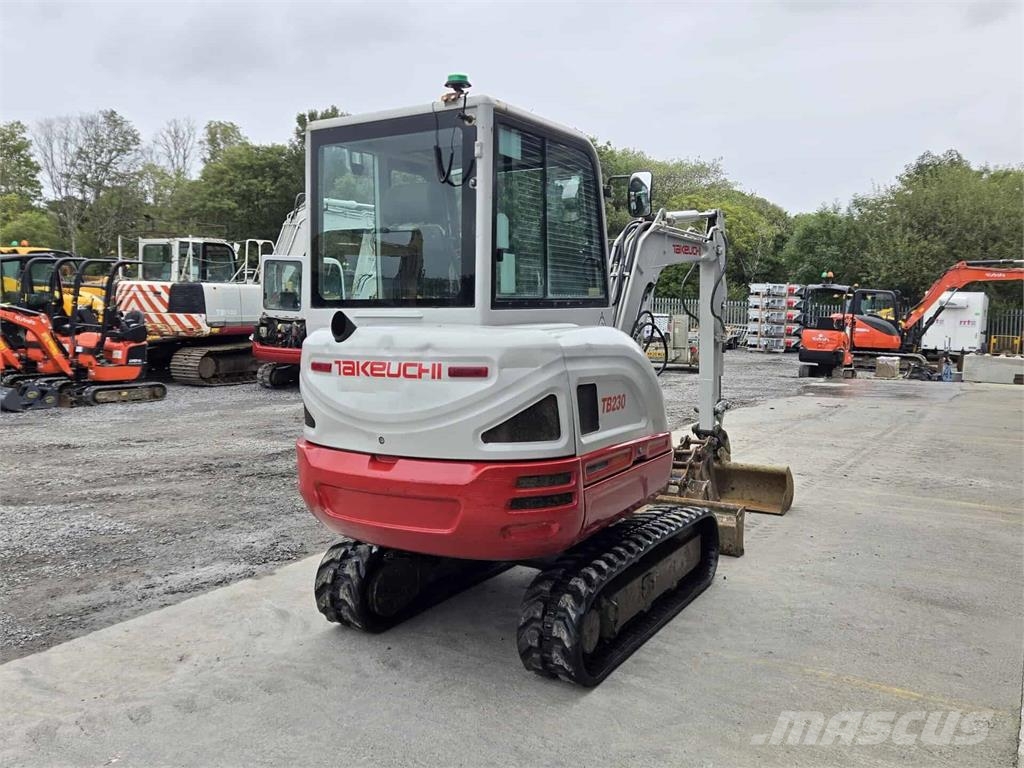 Takeuchi TB230 معدات البناء - غير ذلك