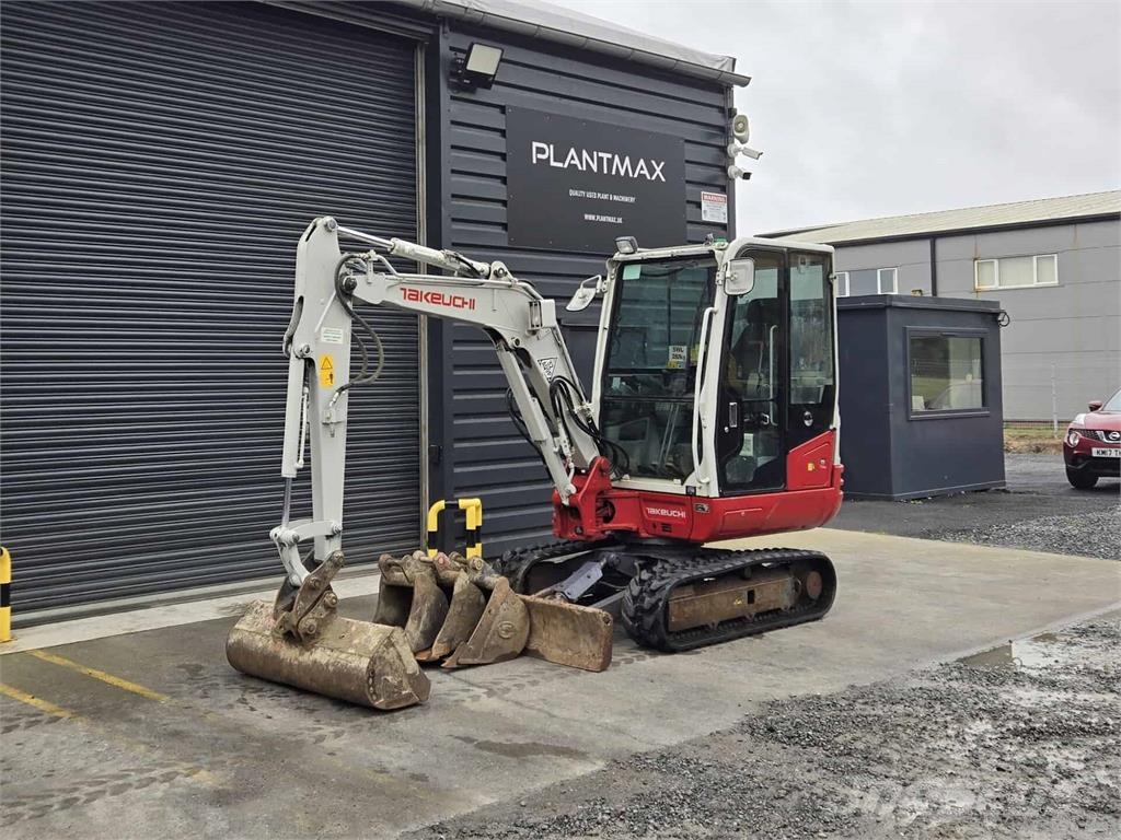 Takeuchi TB230 معدات البناء - غير ذلك