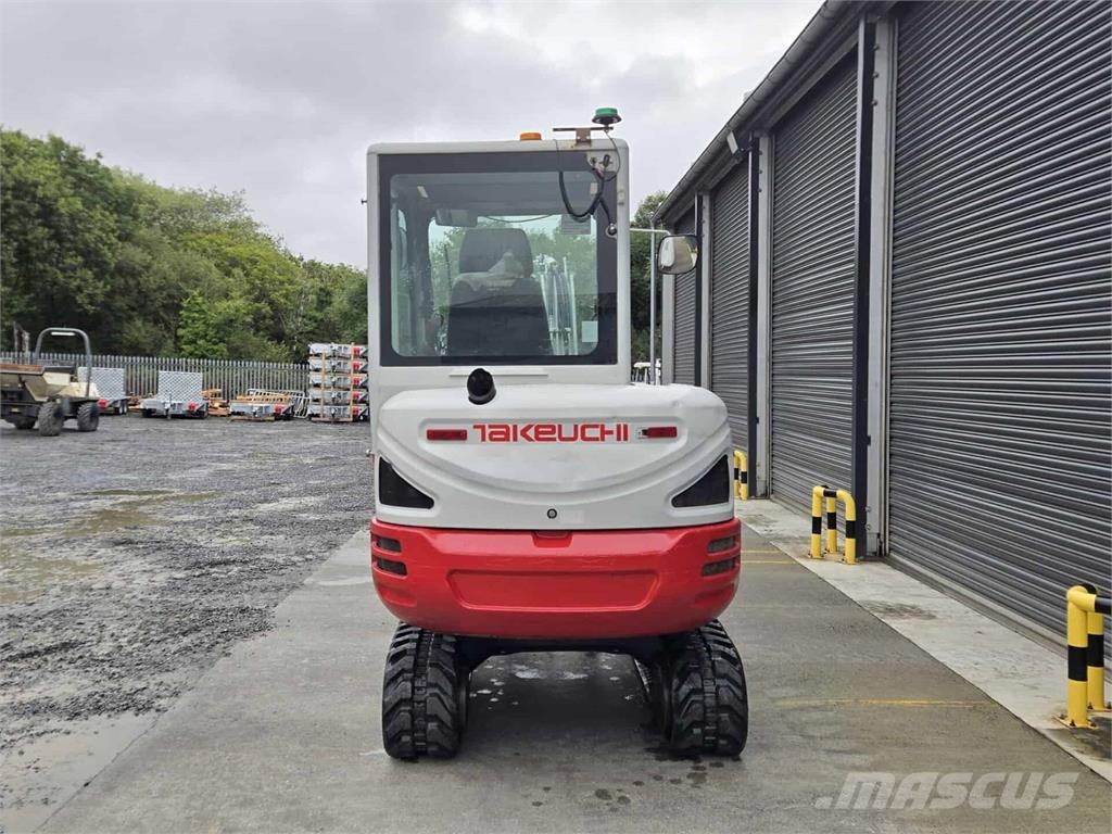 Takeuchi TB230 معدات البناء - غير ذلك