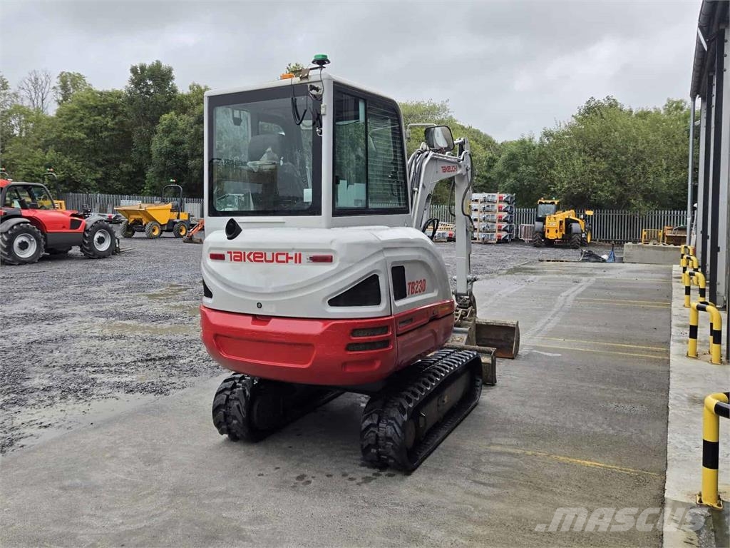 Takeuchi TB230 معدات البناء - غير ذلك