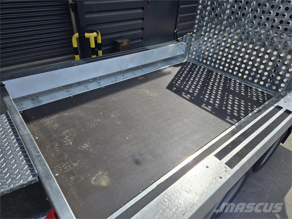  Temared Vehicle transport trailers