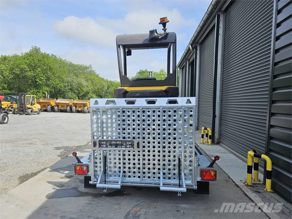 Volvo EC15E 小型挖土機/掘鑿機<7t(小型挖掘機)