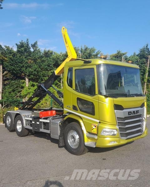 DAF XD Camiões caixa desmontável com elevador de cabo