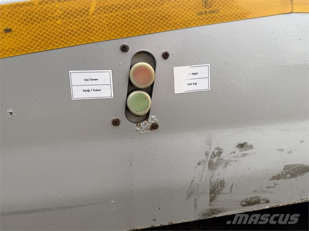 Ceylan 3-aks Maskintrailer m. hydrauliske ramper Poluprikolice labudice