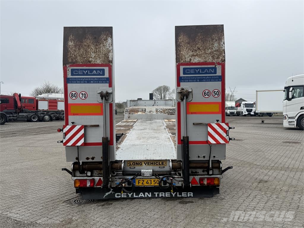 Ceylan 3-aks Maskintrailer m. hydrauliske ramper Poluprikolice labudice