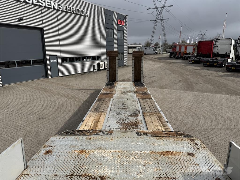 Ceylan 3-aks Maskintrailer m. hydrauliske ramper Poluprikolice labudice