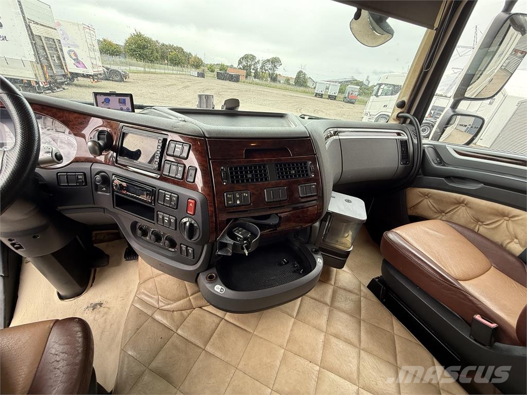 DAF XF510 Nyergesvontatók