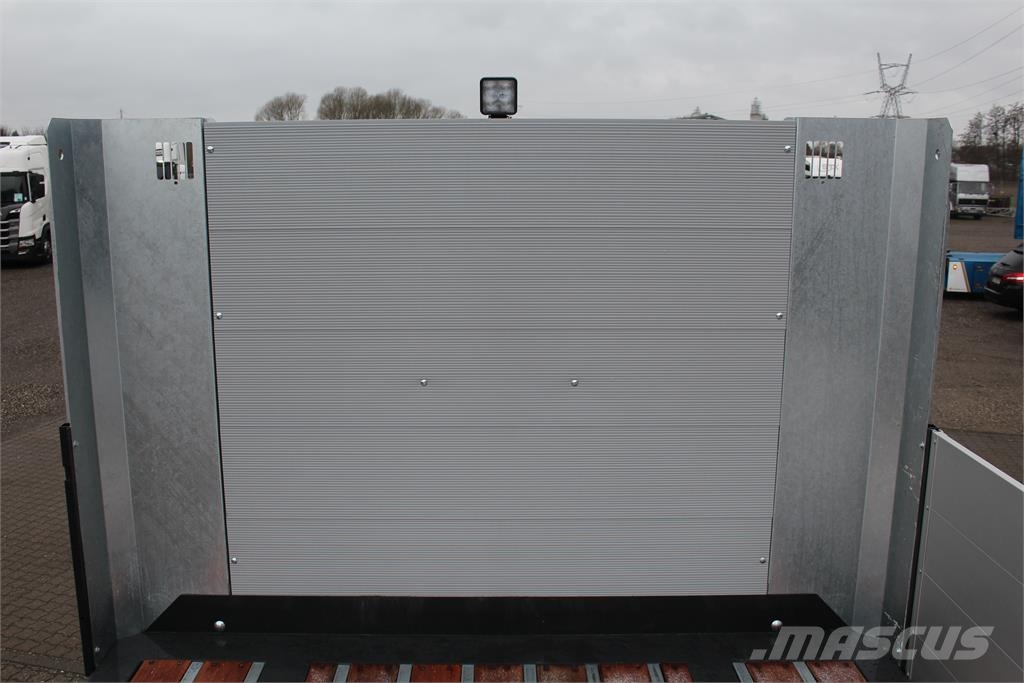 Hangler 13,60 med containerlåse Semi-trailer med lad/flatbed
