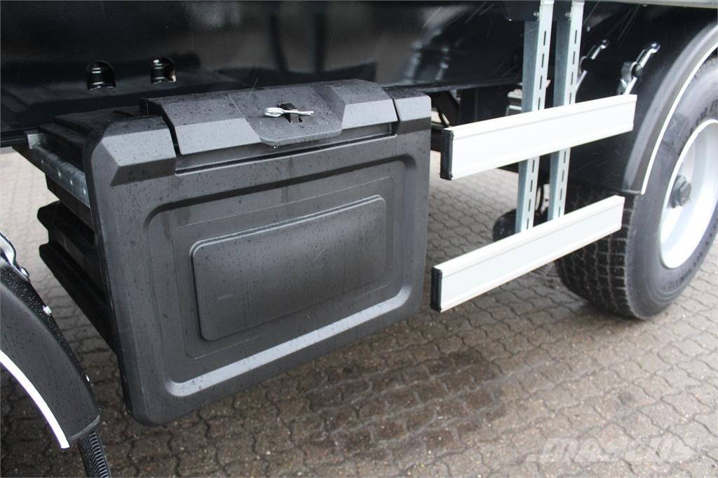 Hangler 13,60 med containerlåse Semi-trailer med lad/flatbed