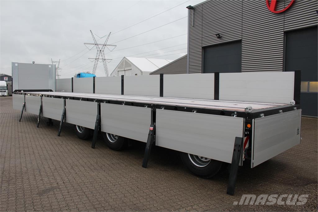 Hangler 13,60 med containerlåse Semi-trailer med lad/flatbed