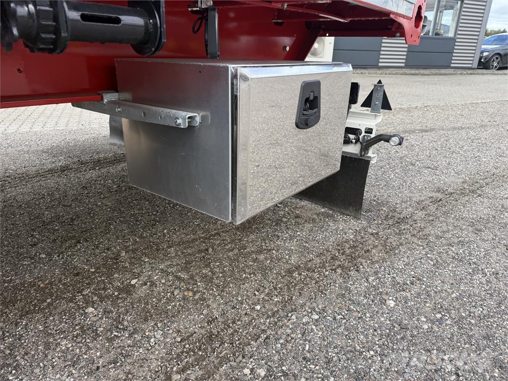 Hangler 15-meter halmtrailer - åben trailer نصف مقطورات مسطحة / مفصلية الجوانب