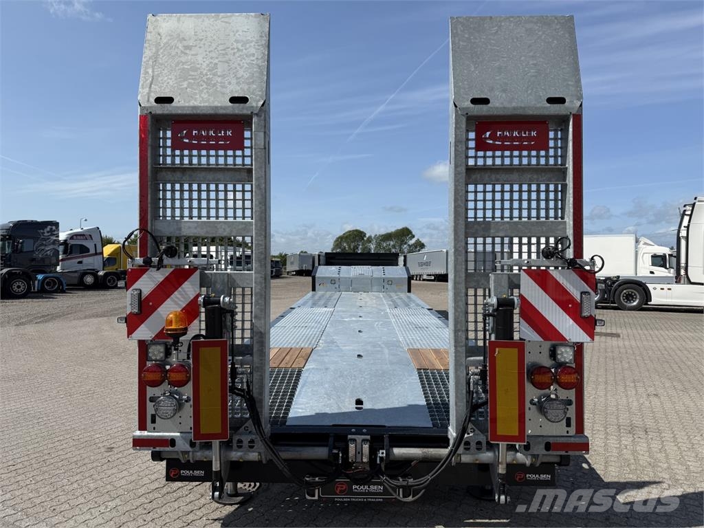 Hangler 3-aks AgroLine maskintrailer med hjulbrønde Diepladers