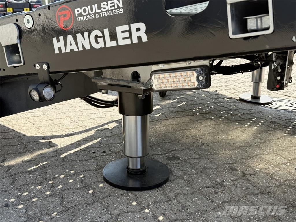 Hangler 3-aks AgroLine maskintrailer med hjulbrønde Diepladers