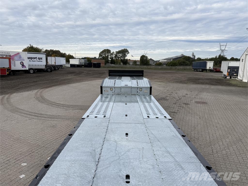Hangler 3-aks AgroLine maskintrailer med hjulbrønde Poluprikolice labudice