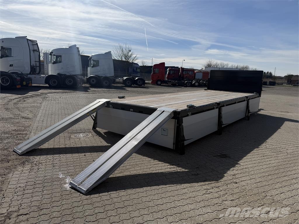 Hangler 3-aks kærre alu-sider + alu-ramper Plataforma plana/laterales abatibles