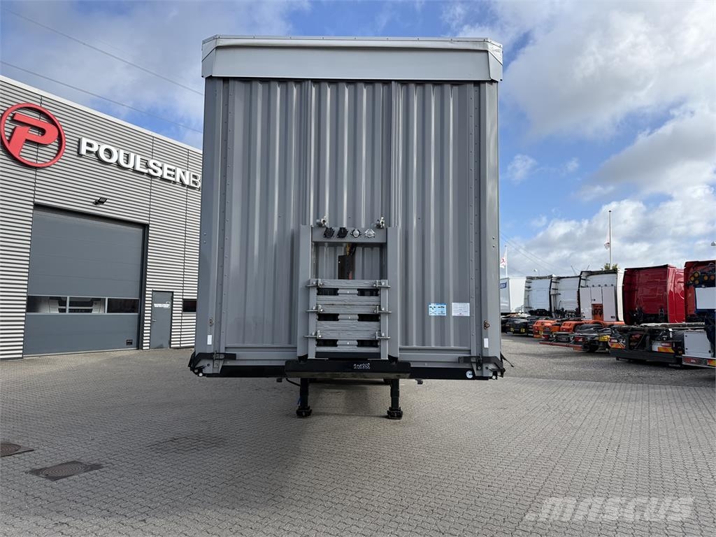 Kässbohrer 3-aks gardintrailer med truckbeslag Curtain sider semi-trailers