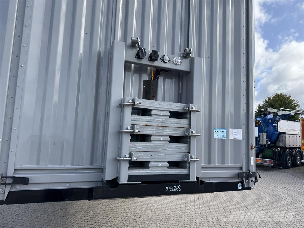 Kässbohrer 3-aks gardintrailer med truckbeslag Curtain sider semi-trailers