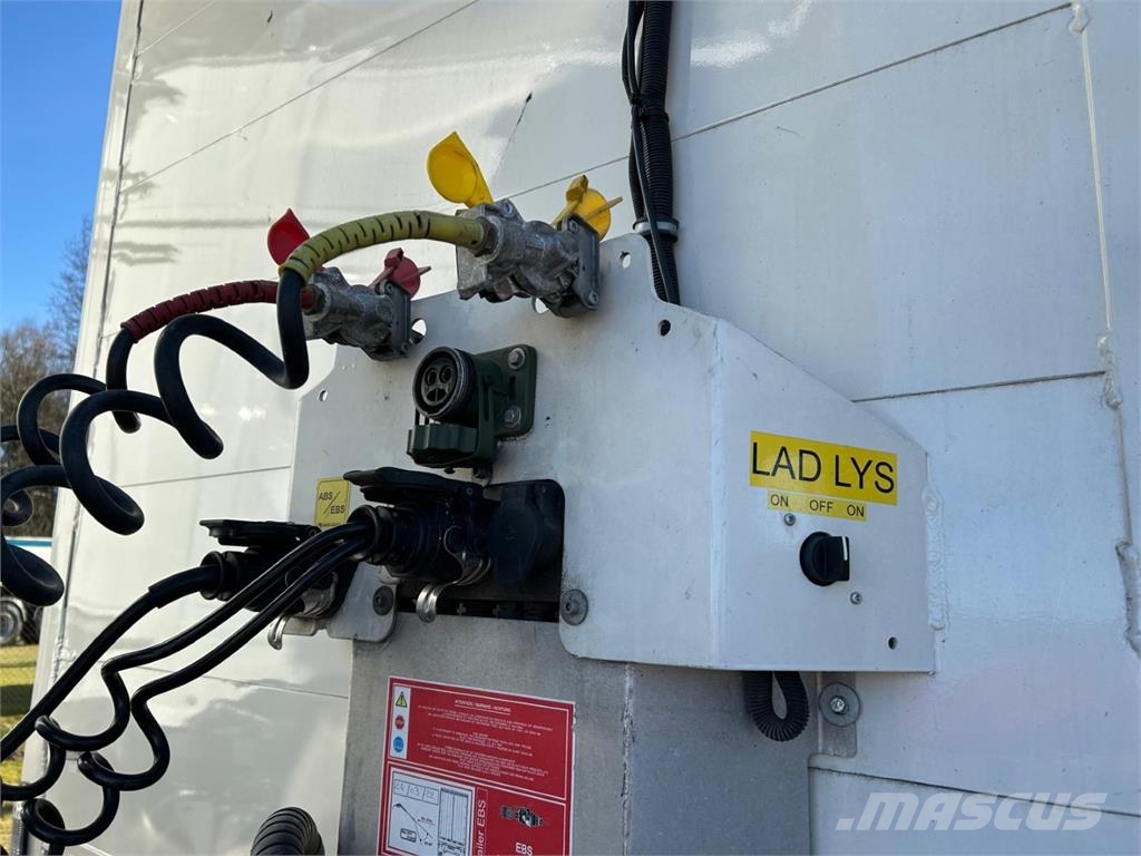 Legras 4-aks 91m3 med sideåbning. أنصاف المقطورات ذات سطح متحرك